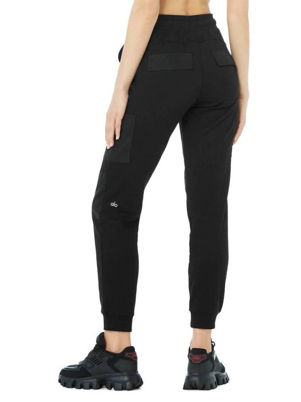 ALO Yoga High-Waist Cargo Joggers - Black medium